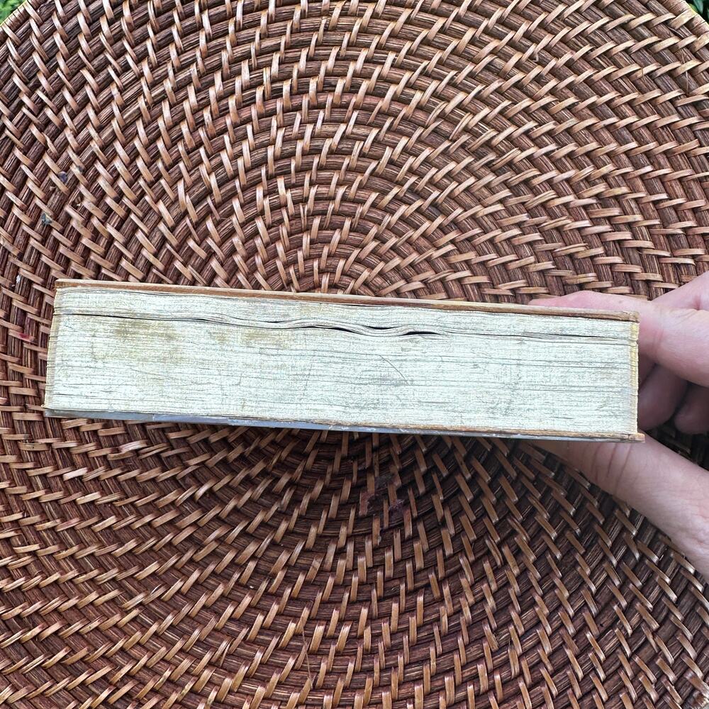 Vintage 1985 Mother-of-Pearl‎ Inlay Holy Bible – owned by Hon. Jim Wright - Picture 13 of 16